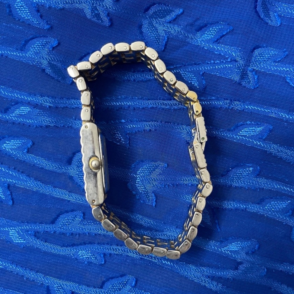 Women’s Watch - Picture 5 of 5